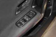 Mercedes-Benz CLA 180 din 2024 cu 8.493 km - oferta MER110655 - foto 11