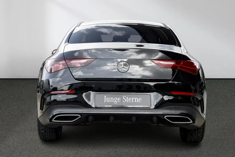 Mercedes-Benz CLA 180 din 2024 cu 17.572 km - oferta MER110656 - foto 3