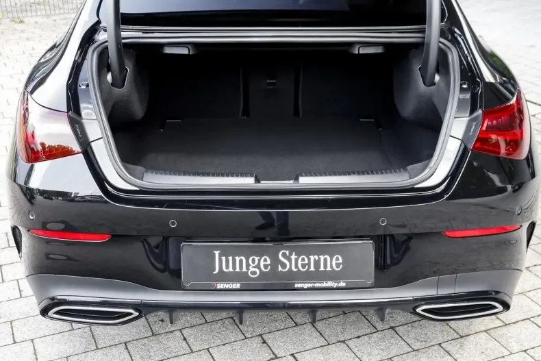 Mercedes-Benz CLA 180 din 2024 cu 17.572 km - oferta MER110656 - foto 8