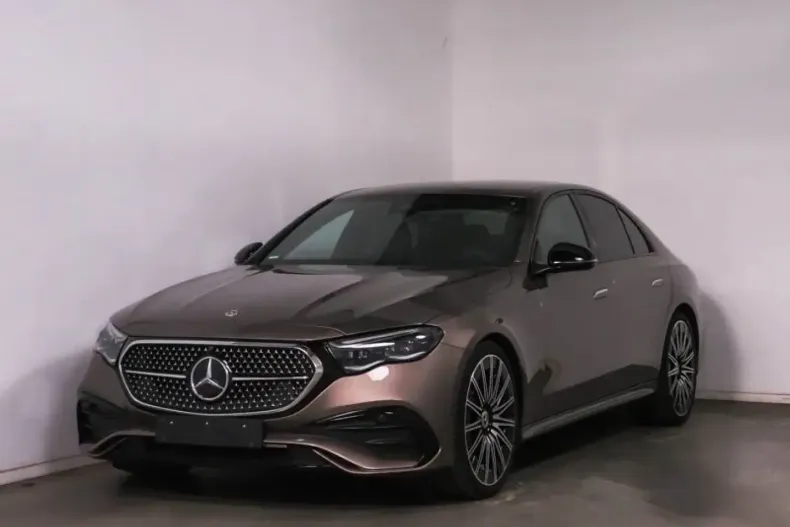 Mercedes-Benz E 450 din 2024 cu 12.398 km - oferta MER110659 - foto 2