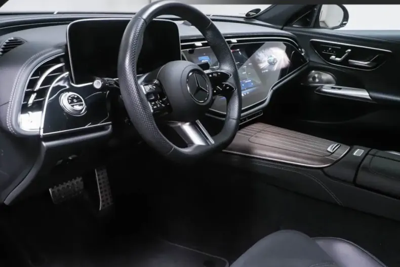 Mercedes-Benz E 450 din 2024 cu 12.398 km - oferta MER110659 - foto 6