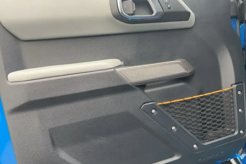 Ford Bronco din 2023 cu 4.388 km - oferta FOR110661 - foto 7