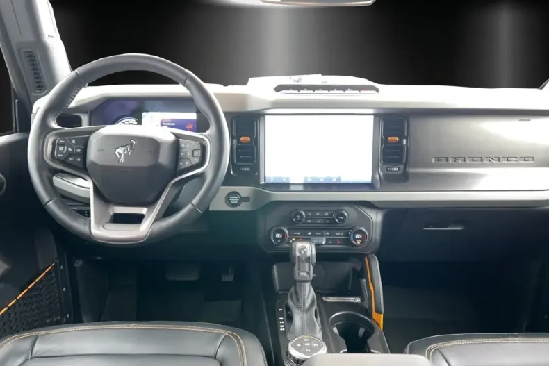 Ford Bronco din 2023 cu 4.388 km - oferta FOR110661 - foto 8