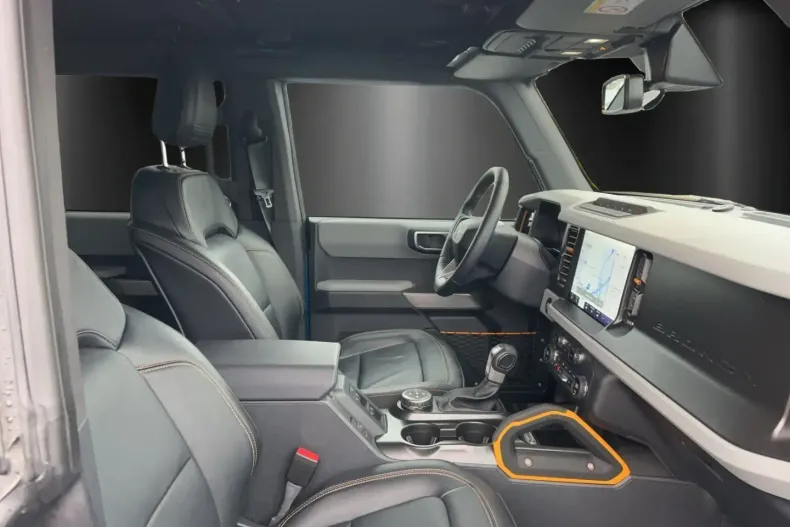 Ford Bronco din 2023 cu 4.388 km - oferta FOR110661 - foto 11