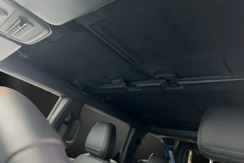 Ford Bronco din 2023 cu 4.388 km - oferta FOR110661 - foto 15