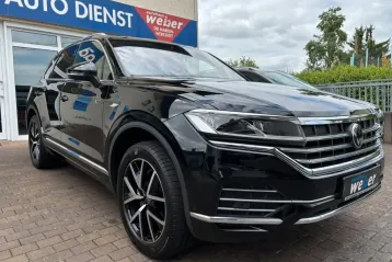 Volkswagen Touareg din 2023 - oferta VOL110663