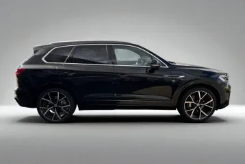 Volkswagen Touareg din 2023 - oferta VOL110664