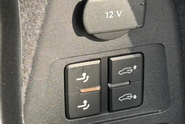 Volkswagen Touareg din 2023 cu 14.500 km - oferta VOL110664 - foto 5