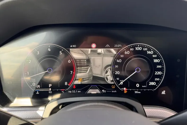 Volkswagen Touareg din 2023 cu 14.500 km - oferta VOL110664 - foto 12