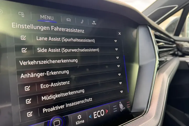 Volkswagen Touareg din 2023 cu 14.500 km - oferta VOL110664 - foto 18