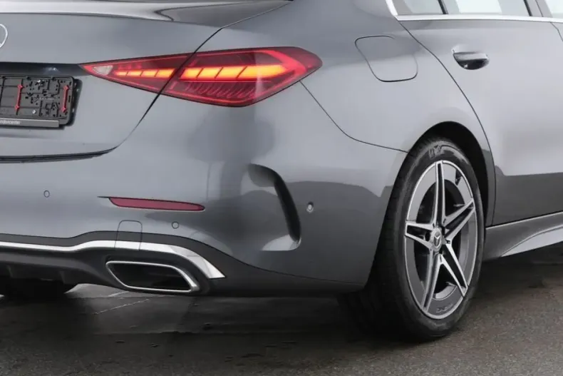 Mercedes-Benz C 180 din 2024 cu 25.672 km - oferta MER110673 - foto 4