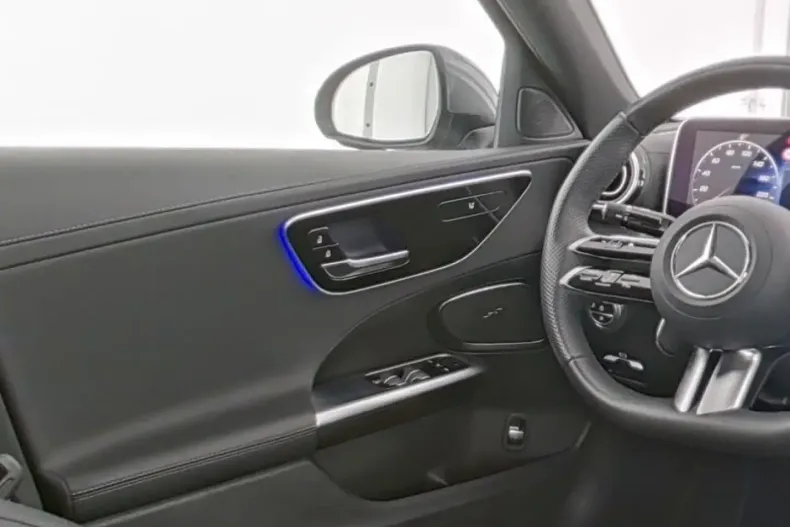 Mercedes-Benz C 180 din 2024 cu 25.672 km - oferta MER110673 - foto 9