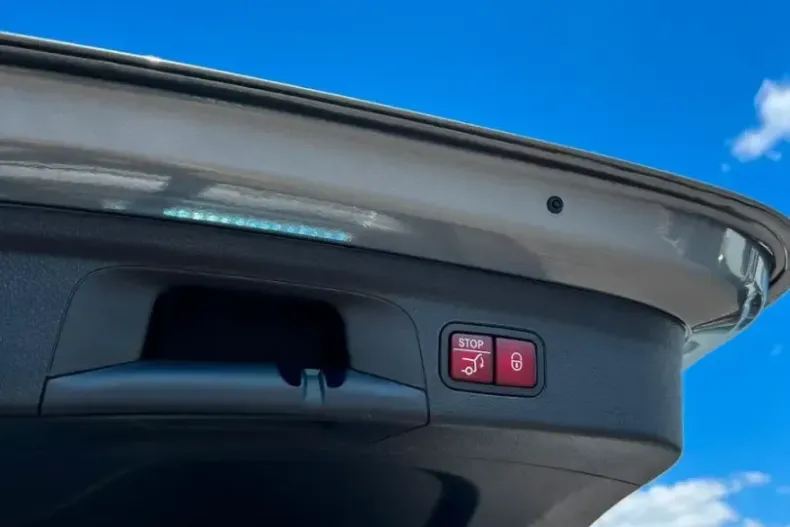 Mercedes-Benz GLE 400 din 2020 cu 69.000 km - oferta MER110675 - foto 17