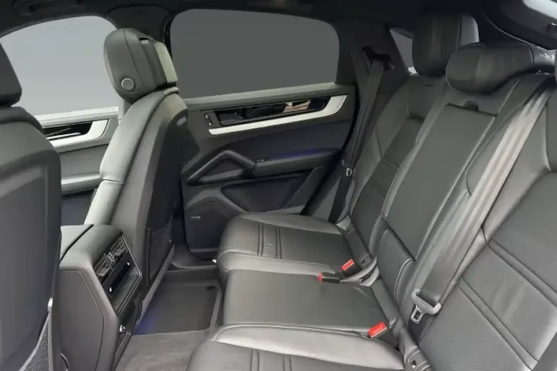 Porsche Cayenne din 2025 cu 6.000 km - oferta POR110692 - foto 11