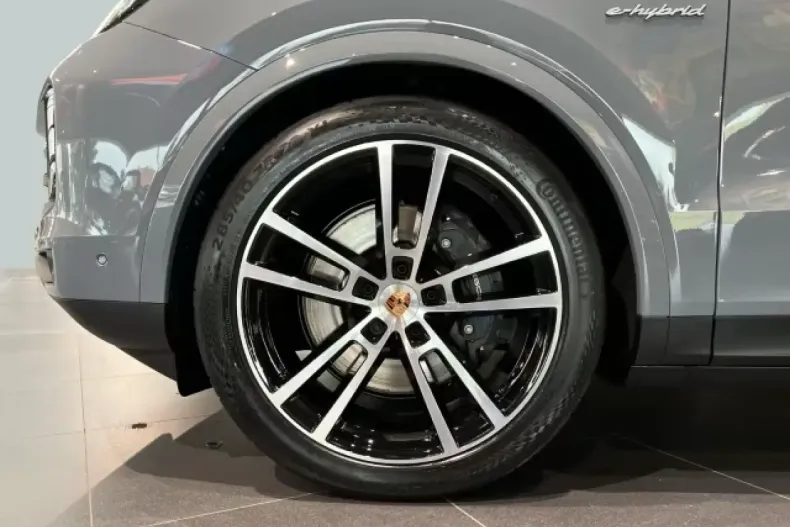 Porsche Cayenne din 2025 cu 5.000 km - oferta POR110694 - foto 6