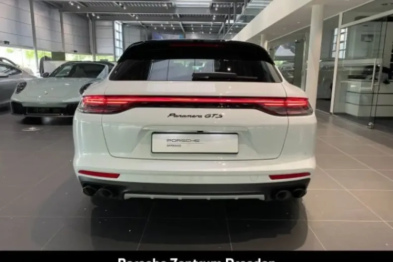 Porsche Panamera din 2023 cu 32.492 km - oferta POR110700 - foto 4