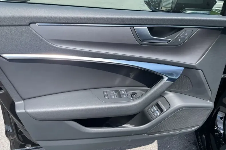 Audi A6 din 2022 cu 32.655 km - oferta AUD110707 - foto 6