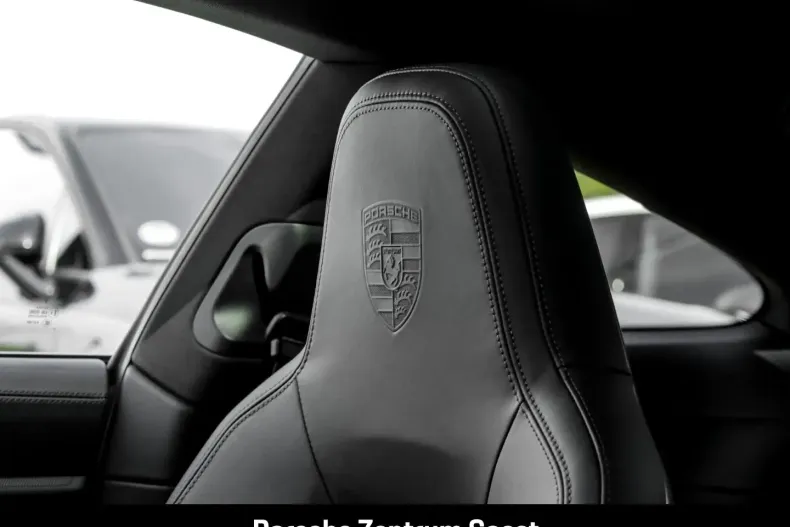 Porsche 992 din 2024 cu 12.800 km - oferta POR110711 - foto 20