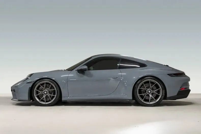 Porsche 911 din 2023 cu 5.200 km - oferta POR110713 - foto 2