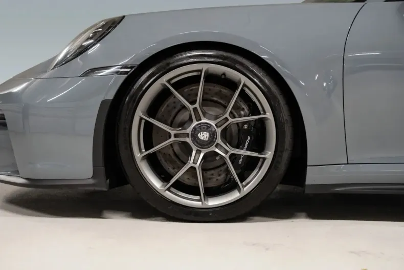 Porsche 911 din 2023 cu 5.200 km - oferta POR110713 - foto 4