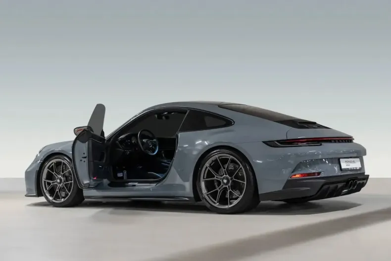 Porsche 911 din 2023 cu 5.200 km - oferta POR110713 - foto 5