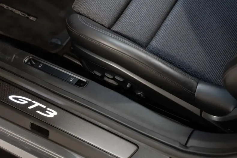 Porsche 911 din 2023 cu 5.200 km - oferta POR110713 - foto 21