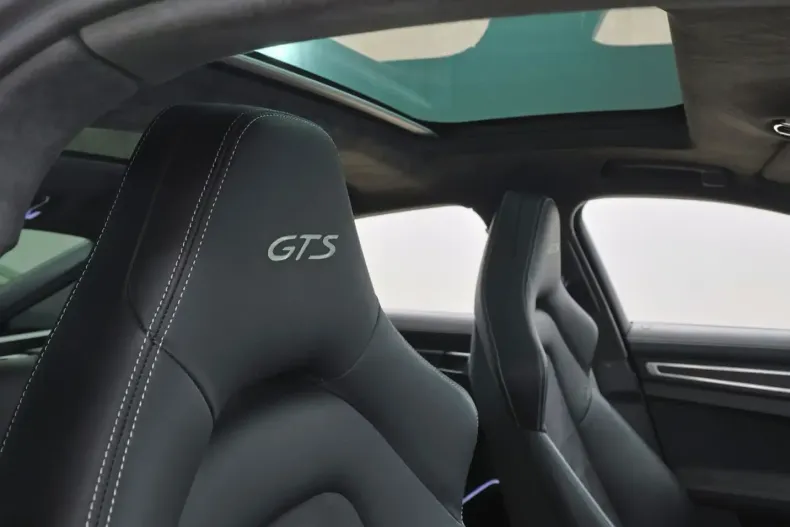 Porsche Panamera din 2023 cu 24.200 km - oferta POR110714 - foto 23