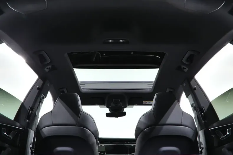 Audi Q8 din 2023 cu 24.800 km - oferta AUD110716 - foto 17