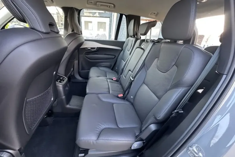 Volvo XC90 din 2024 cu 2.750 km - oferta VOL110731 - foto 8