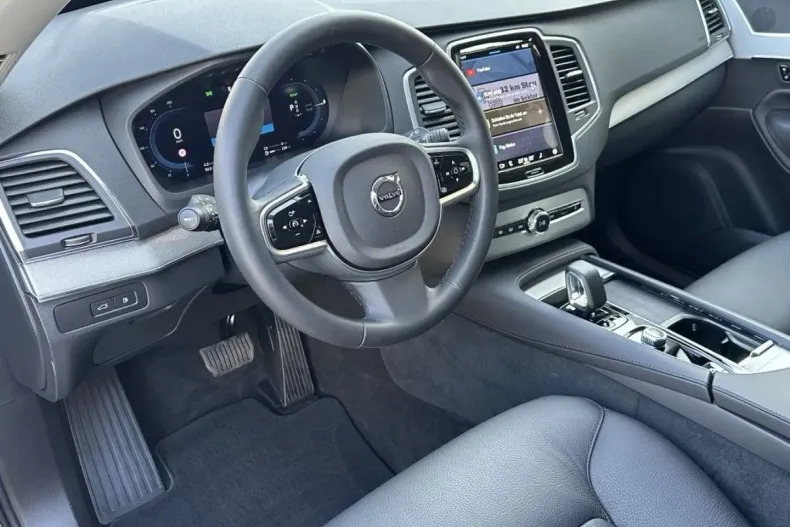 Volvo XC90 din 2024 cu 2.750 km - oferta VOL110731 - foto 12