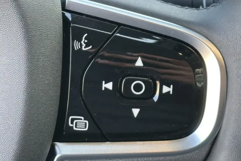 Volvo XC90 din 2024 cu 2.750 km - oferta VOL110731 - foto 15