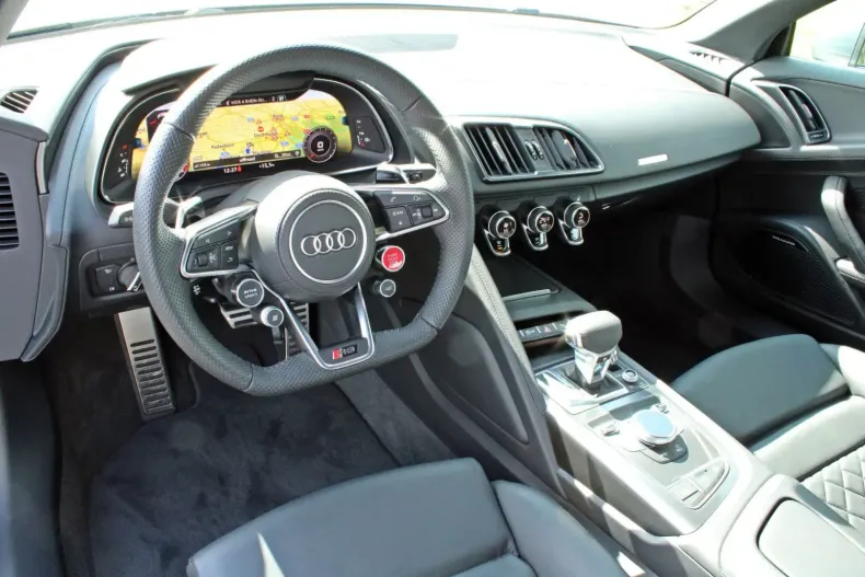 Audi R8 din 2022 cu 5.900 km - oferta AUD110732 - foto 5