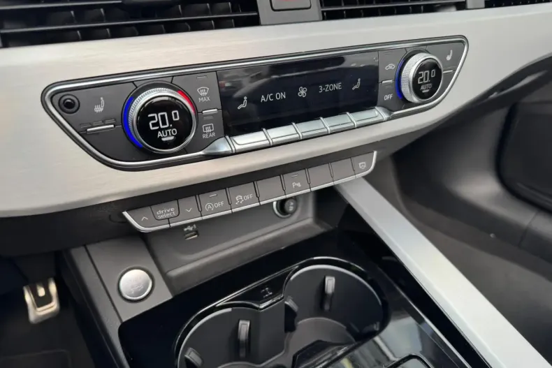 Audi A5 din 2024 cu 33.400 km - oferta AUD110739 - foto 9