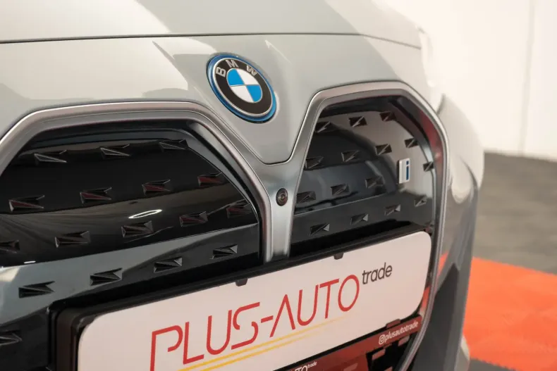 BMW i4 din 2025 cu 50 km - oferta BMW110740 - foto 4