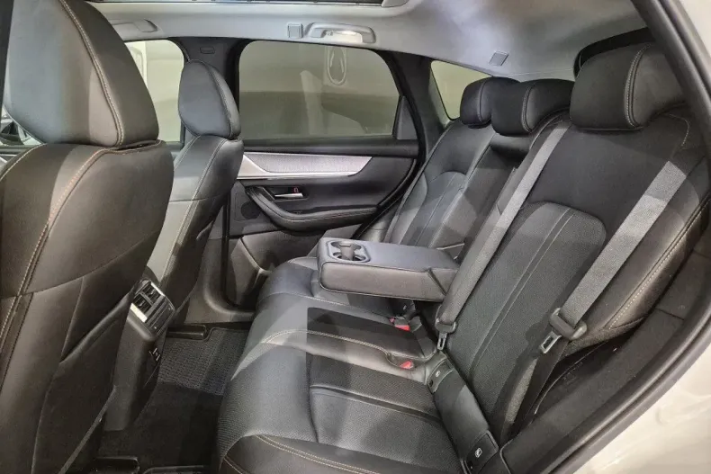 Mazda CX-60 din 2023 cu 56.000 km - oferta MAZ110742 - foto 6