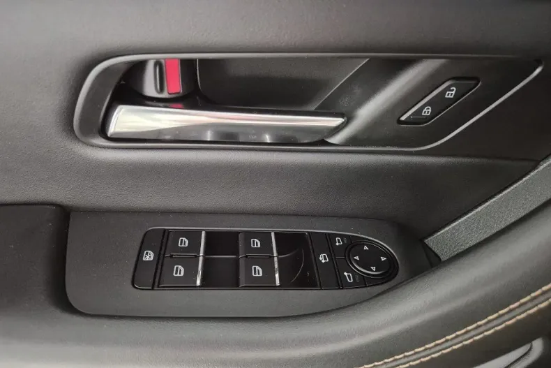 Mazda CX-60 din 2023 cu 56.000 km - oferta MAZ110742 - foto 10