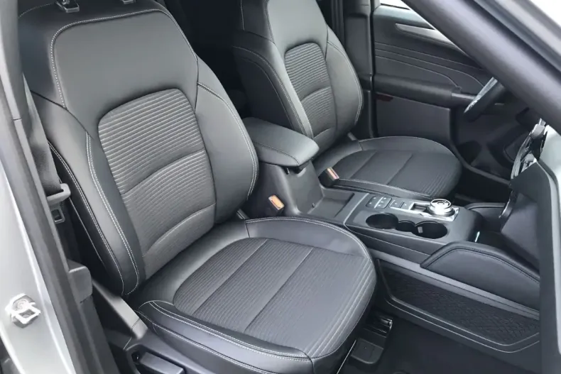 Ford Kuga din 2023 cu 66.000 km - oferta FOR110744 - foto 22