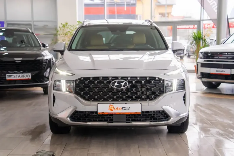 Hyundai Grand Santa Fe din 2021 cu 99.063 km - oferta HYU110745 - foto 2