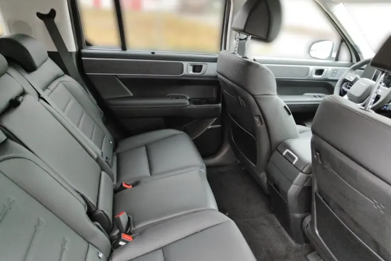 Hyundai SANTA FE din 2024 cu 8.800 km - oferta HYU110750 - foto 12