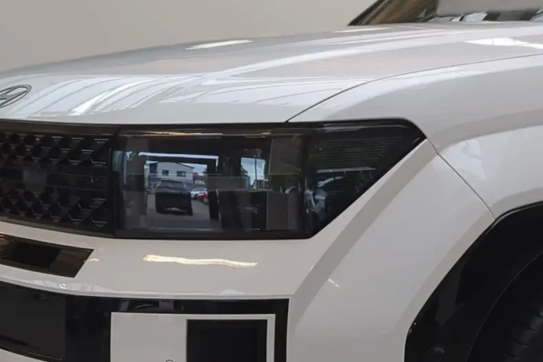 Hyundai SANTA FE din 2024 cu 13.526 km - oferta HYU110751 - foto 5