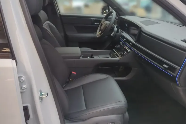 Hyundai SANTA FE din 2024 cu 13.526 km - oferta HYU110751 - foto 8