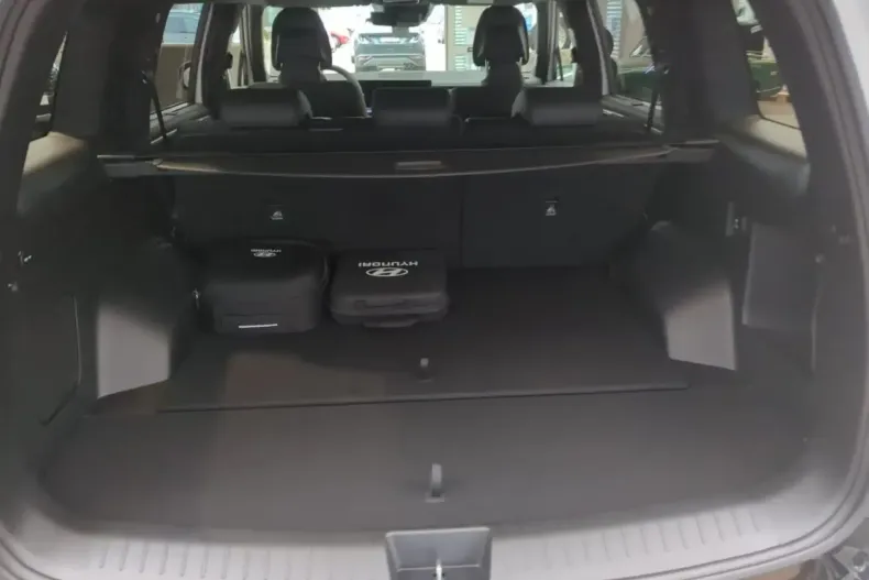 Hyundai SANTA FE din 2024 cu 13.526 km - oferta HYU110751 - foto 10