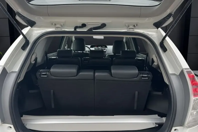 Toyota Prius+ din 2020 cu 52.982 km - oferta TOY110762 - foto 6