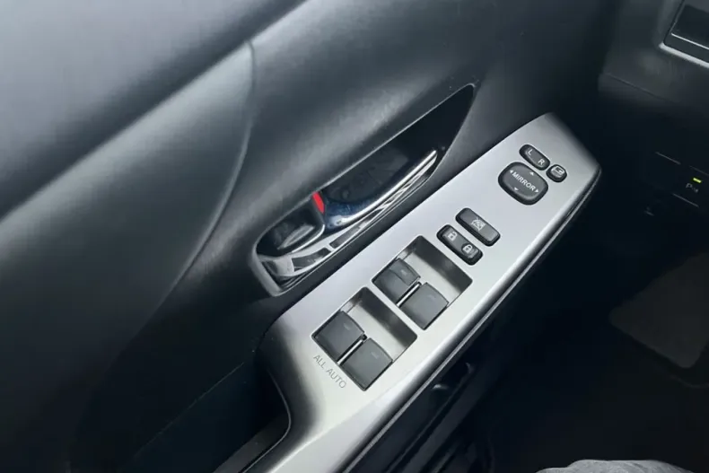 Toyota Prius+ din 2020 cu 52.982 km - oferta TOY110762 - foto 13