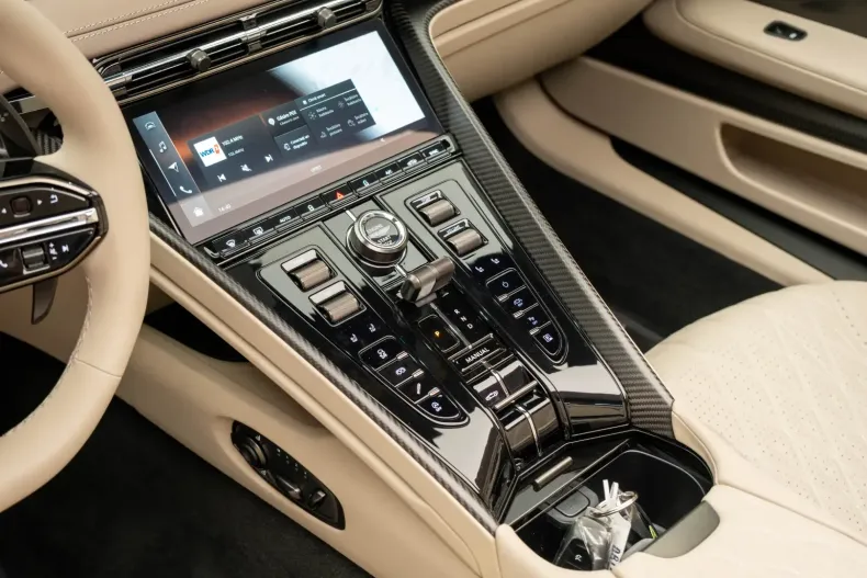 Aston Martin DB12 din 2025 cu 0 km - oferta AST110764 - foto 23