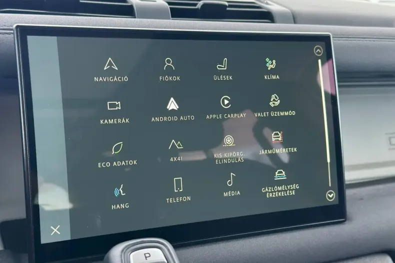 Land Rover Defender din 2022 cu 78.000 km - oferta LAN110773 - foto 17