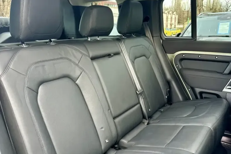 Land Rover Defender din 2022 cu 78.000 km - oferta LAN110773 - foto 22