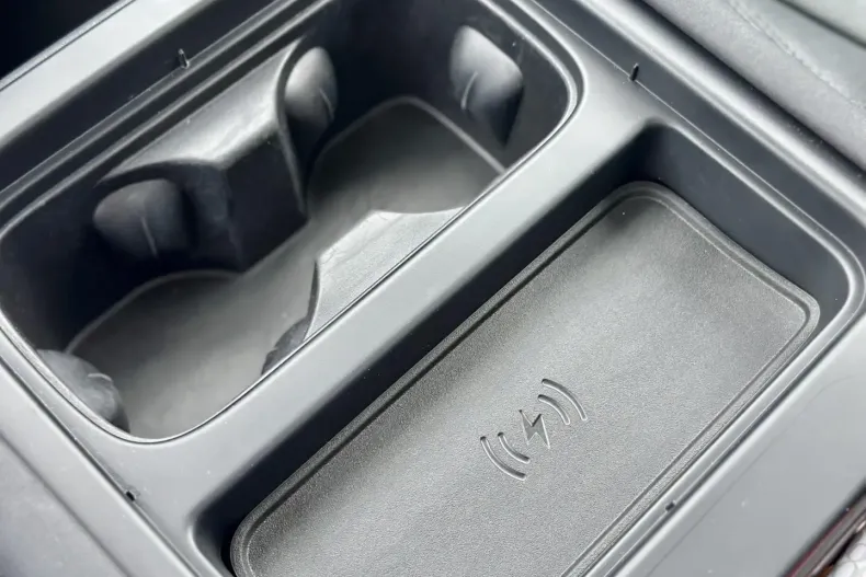 Land Rover Defender din 2022 cu 78.000 km - oferta LAN110773 - foto 25