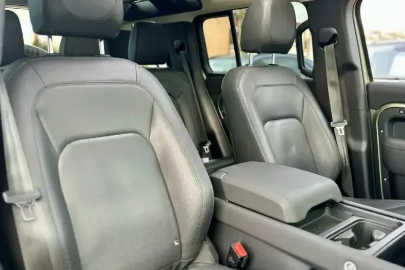 Land Rover Defender din 2022 cu 78.000 km - oferta LAN110773 - foto 26