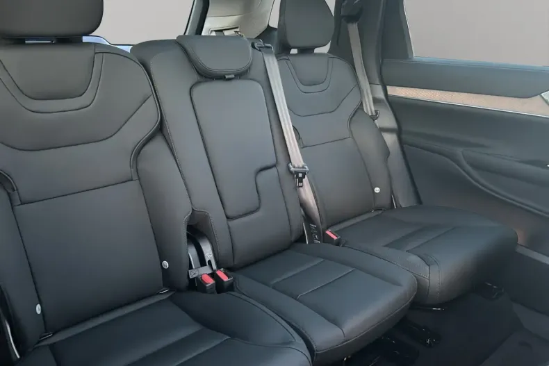 Volvo EX90 din 2025 cu 1 km - oferta VOL110774 - foto 18